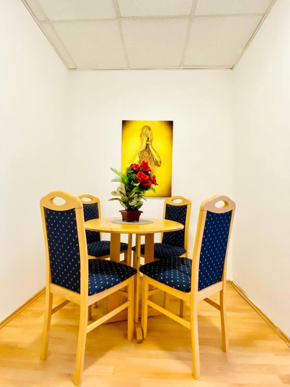 Comfortable Room In The 23Rd District Of Vienna Fr4 Kültér fotó