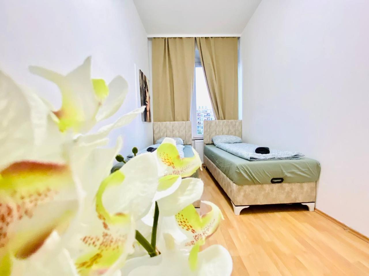 Comfortable Room In The 23Rd District Of Vienna Fr4 Kültér fotó