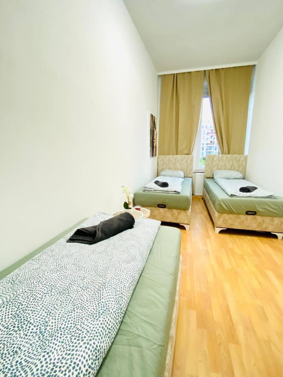 Comfortable Room In The 23Rd District Of Vienna Fr4 Kültér fotó
