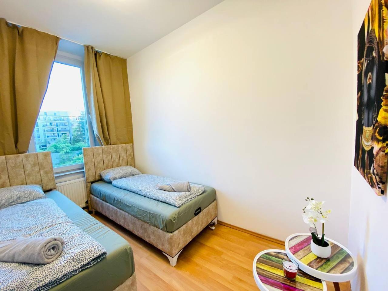 Comfortable Room In The 23Rd District Of Vienna Fr4 Kültér fotó